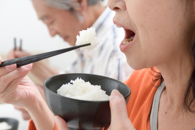 宅配弁当を実際に注文してみた！味や見た目、メリットとは？