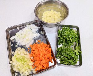 素材を細かく刻む